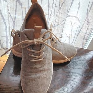 TOMs Sneakers